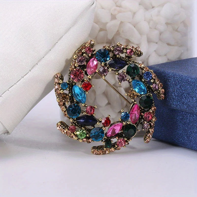 Wysokiej jakości broszka w kształcie liścia z kryształkami